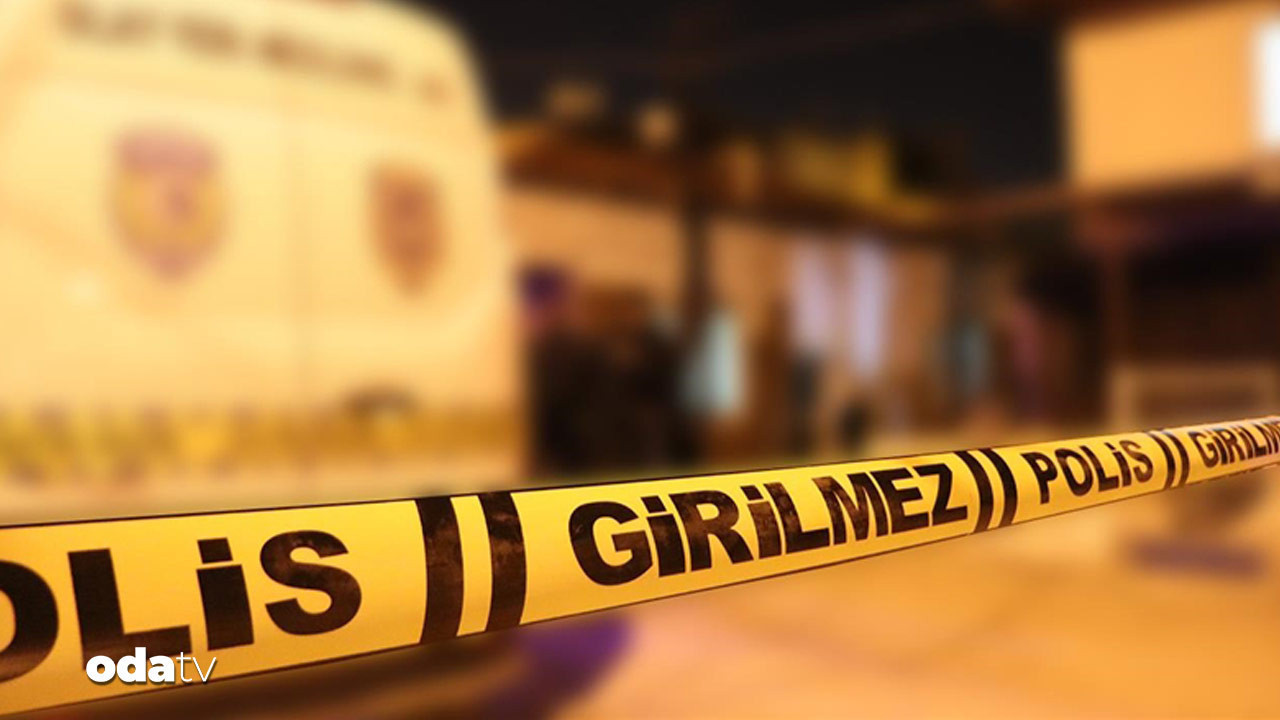 baskomiser evinde gordugu kisiyi oldurdu HmKhnpDk