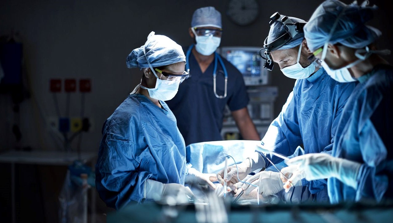 abdde korkutan acik cerrah ve psikiyatrist bulunamiyor 18wjJDWQ.jpg