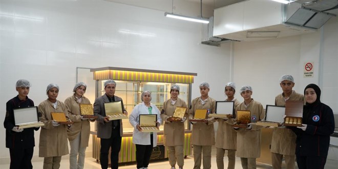 cikolata markasi kuran ogrenciler yilda 3 milyon tl ciro yapiyor 9PVDIGnb.jpg