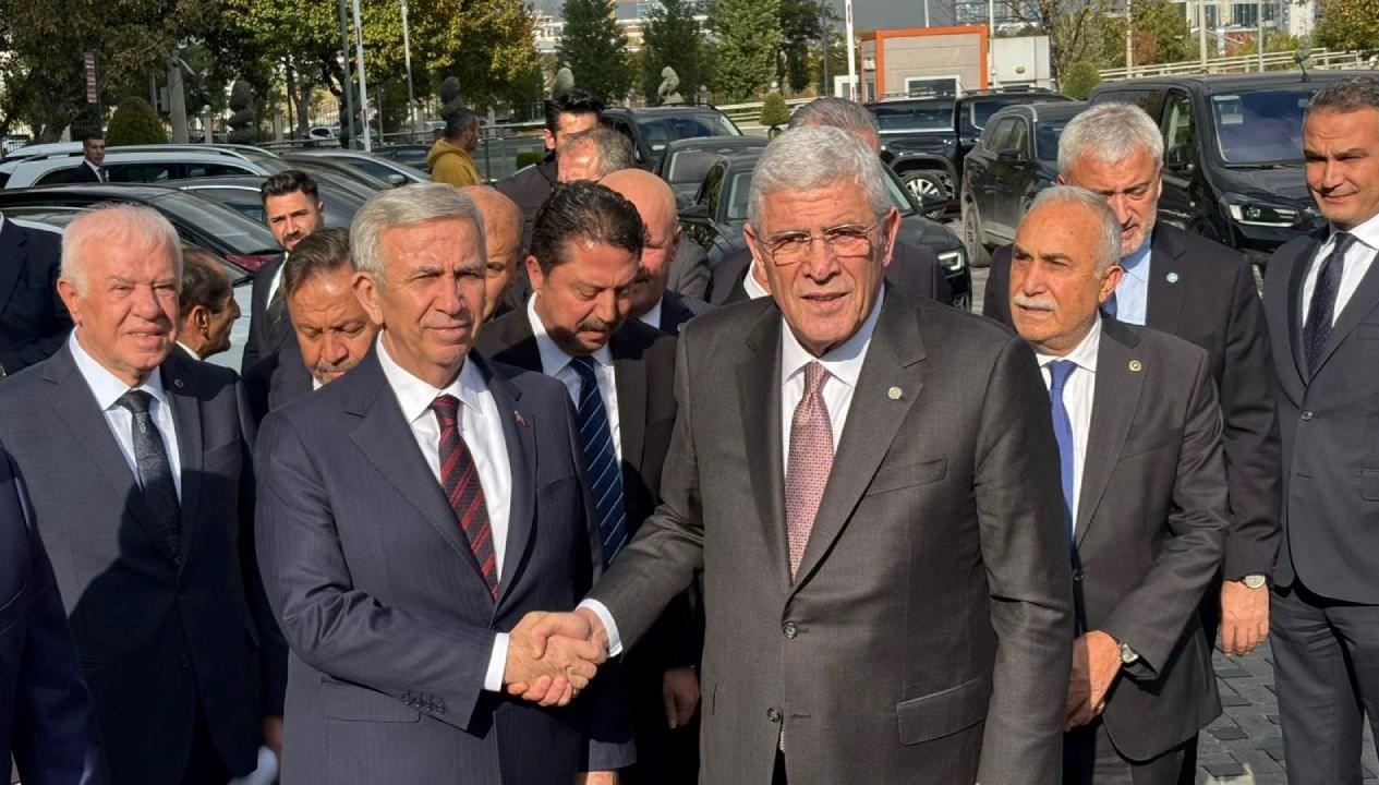 iyi parti lideri dervisoglundan mansur yavasa ziyaret S92UhyOT.jpg