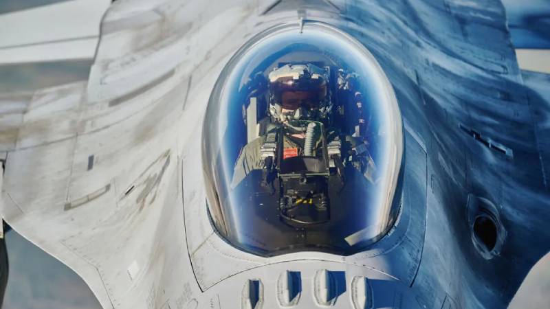 bloomberg turkiye ve lockheed martin f 16larin fiyatlandirmasiyla ilgili pazarlik icin gorusmeler yapacak Oc4BsJTd.jpg