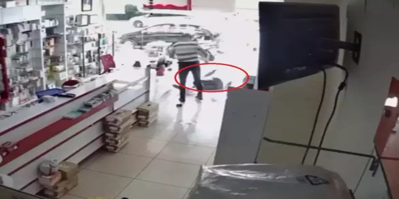 o saldirinin bir de oncesi varmis eczaci teknisyeninin yasli adami tartakladigi ortaya cikti j27JqaVy.jpg